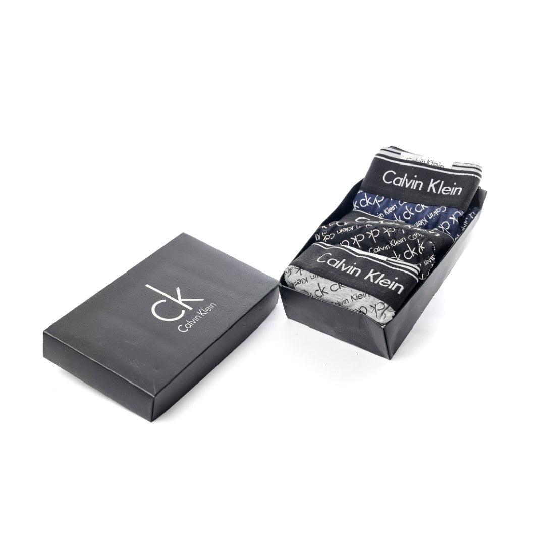 ملابس داخلية كالفن كلاين