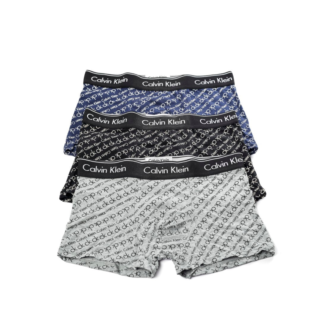 ملابس داخلية كالفن كلاين