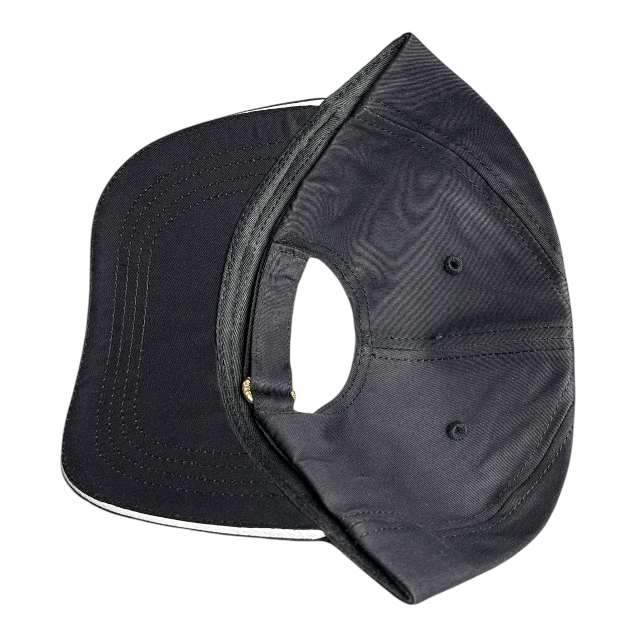 قبعة لويس فيتون