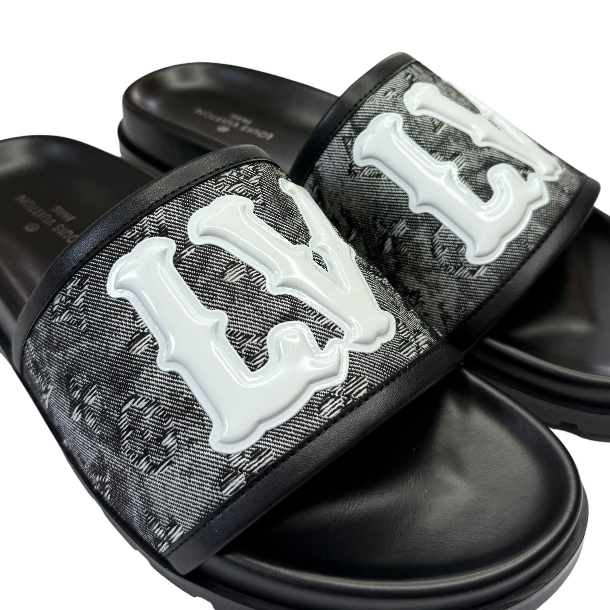 Louis vuitton slippers