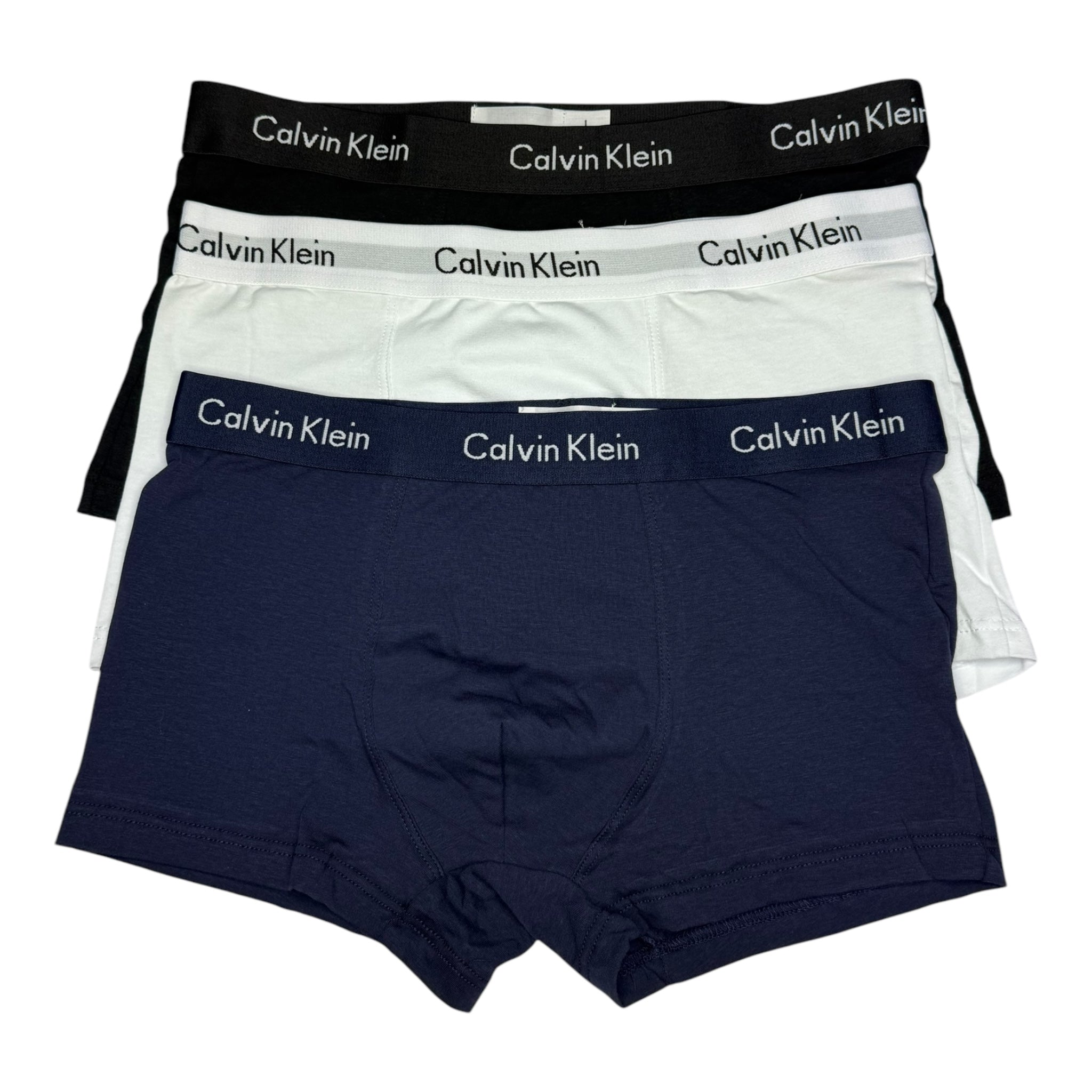 ملابس داخلية كالفن كلاين