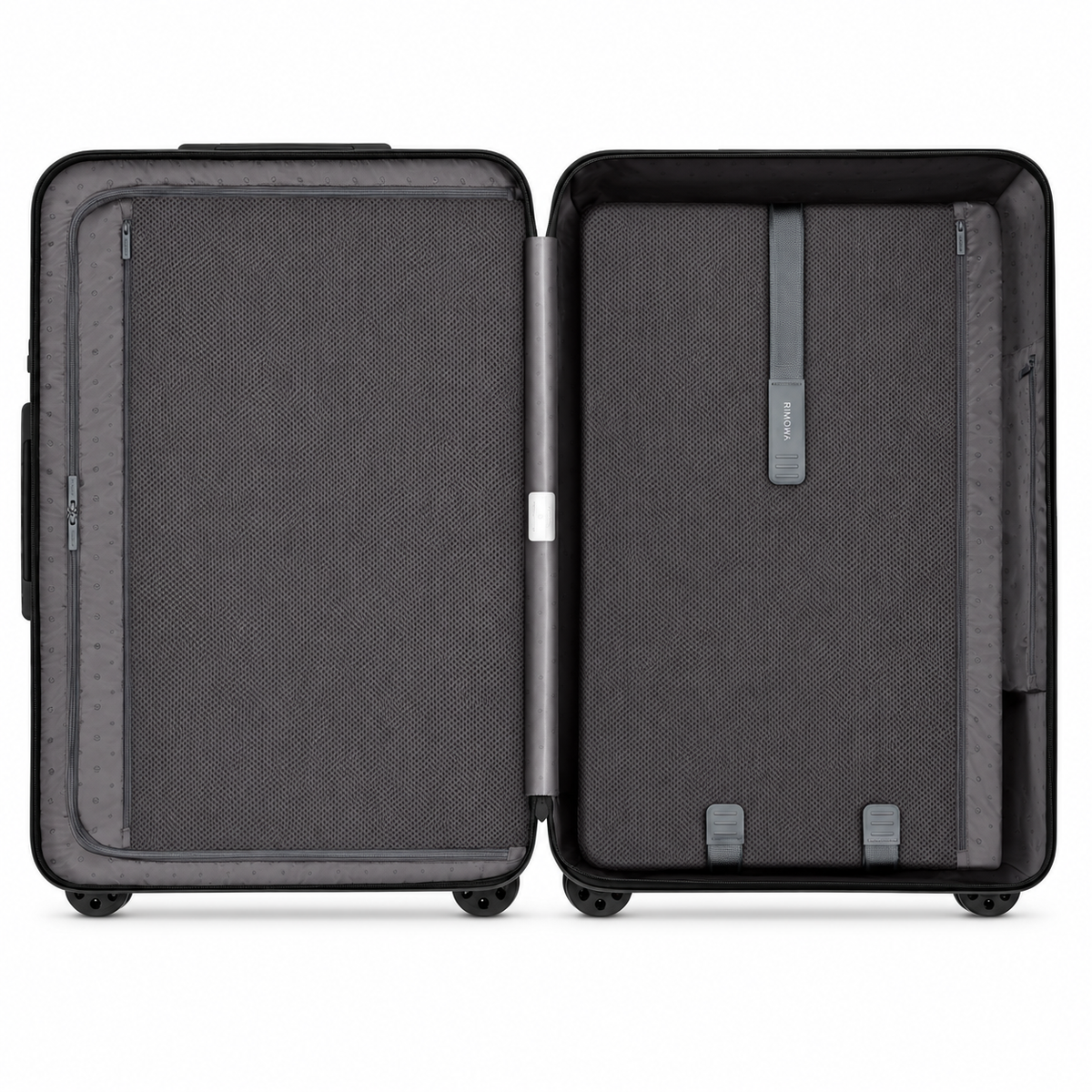 RIMOWA Essential Check-In L Matte Black – interior
