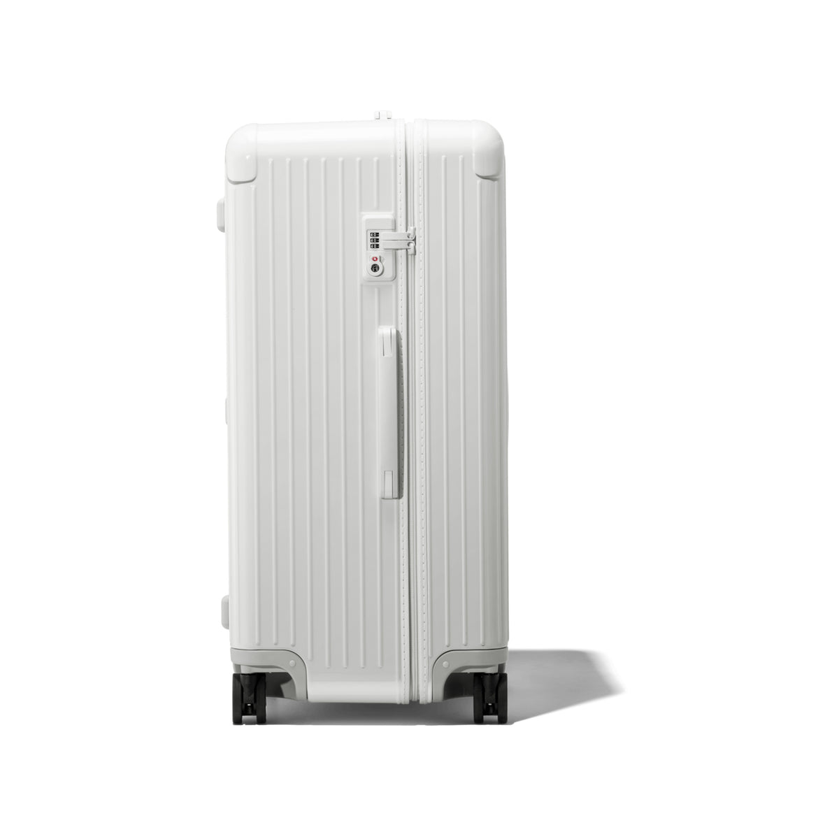 RIMOWA Essential Trunk Plus – Gloss White, product view 3