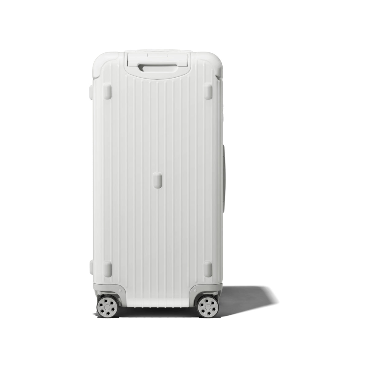 RIMOWA Essential Trunk Plus – Gloss White, product view 4
