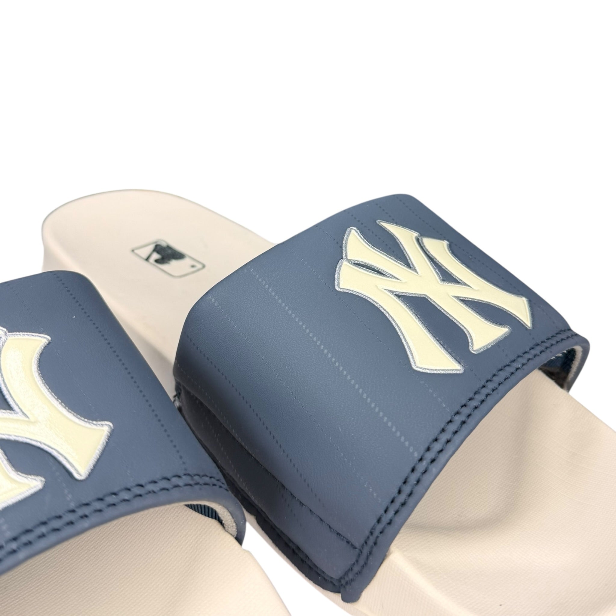 MLB New York slippers