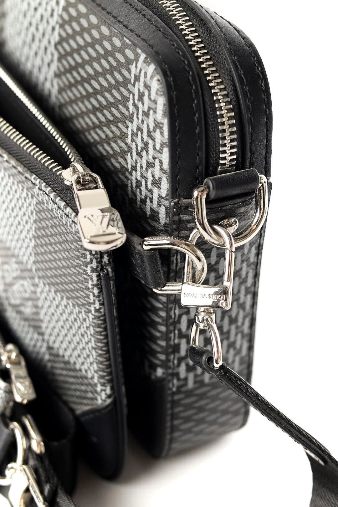 Louis Vuitton Cross Bag