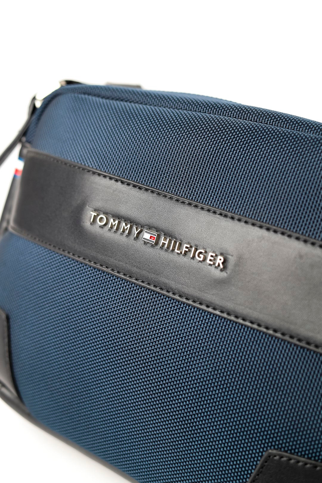 Tommy Hilfiger Cross Bag