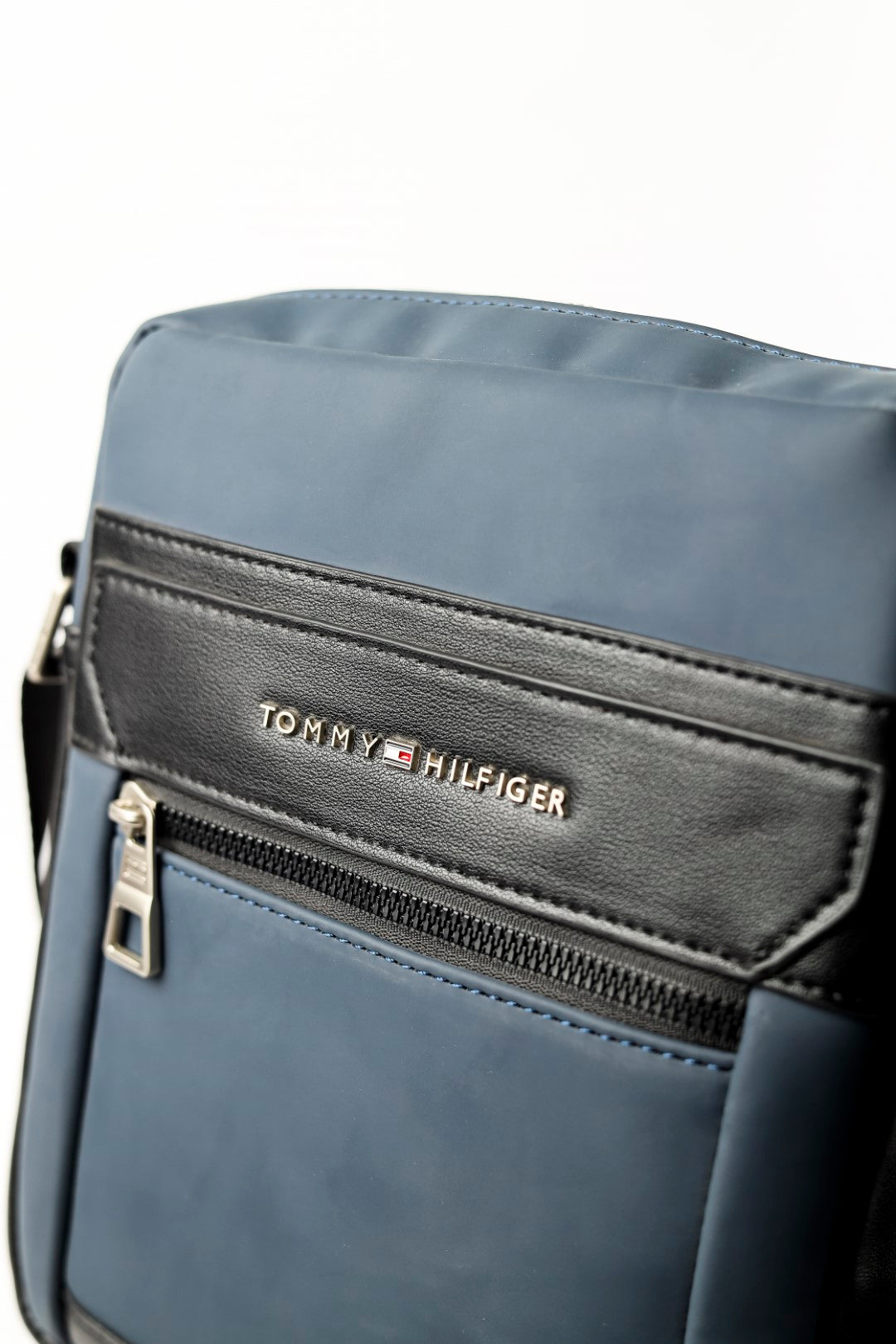 Tommy Hilfiger Corss Bag
