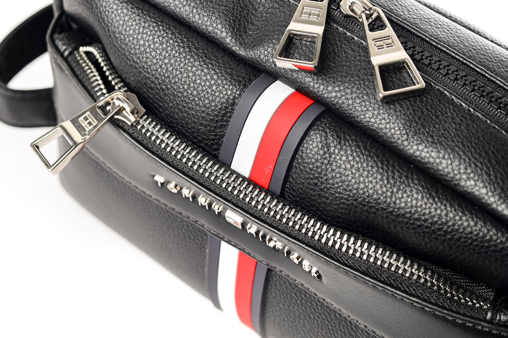 Tommy Hilfiger Hand Bag