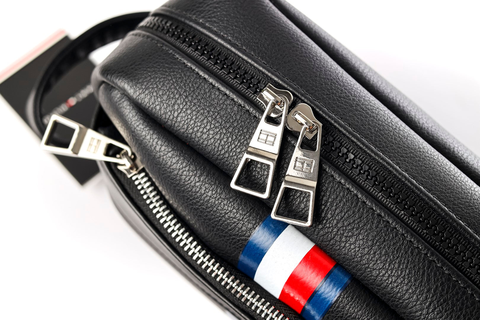 Tommy Hilfiger Hand Bag