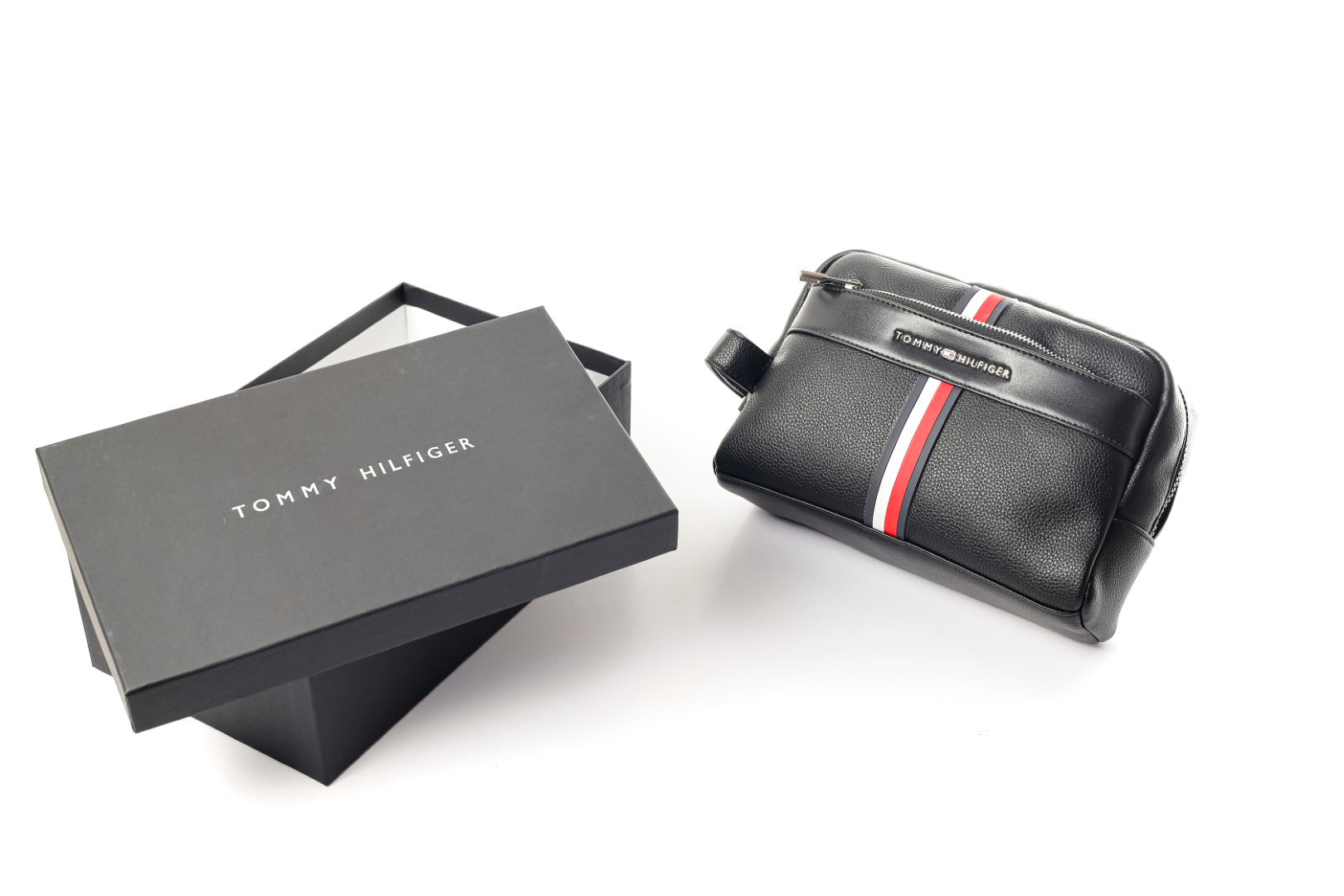 Tommy Hilfiger Hand Bag