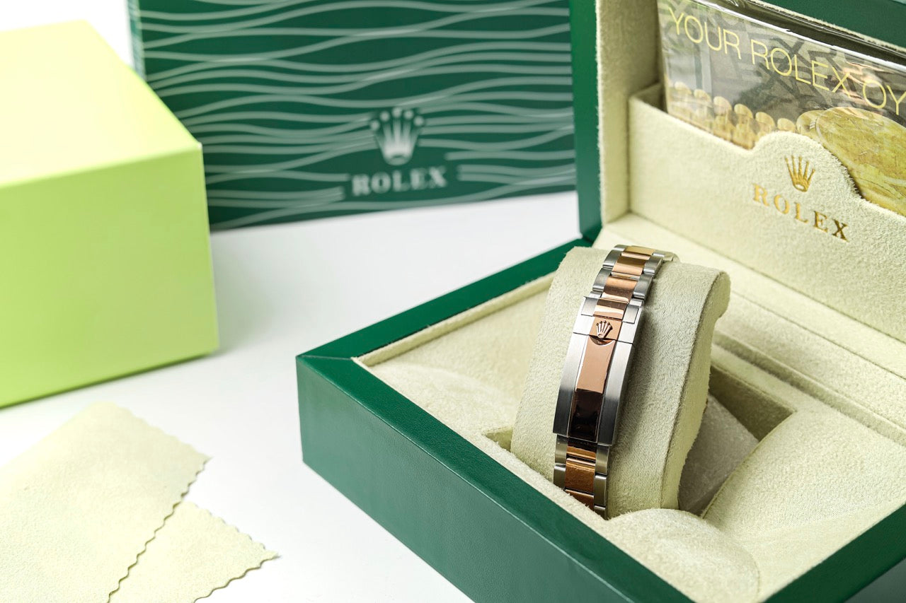 Rolex OYSTER Watch 4