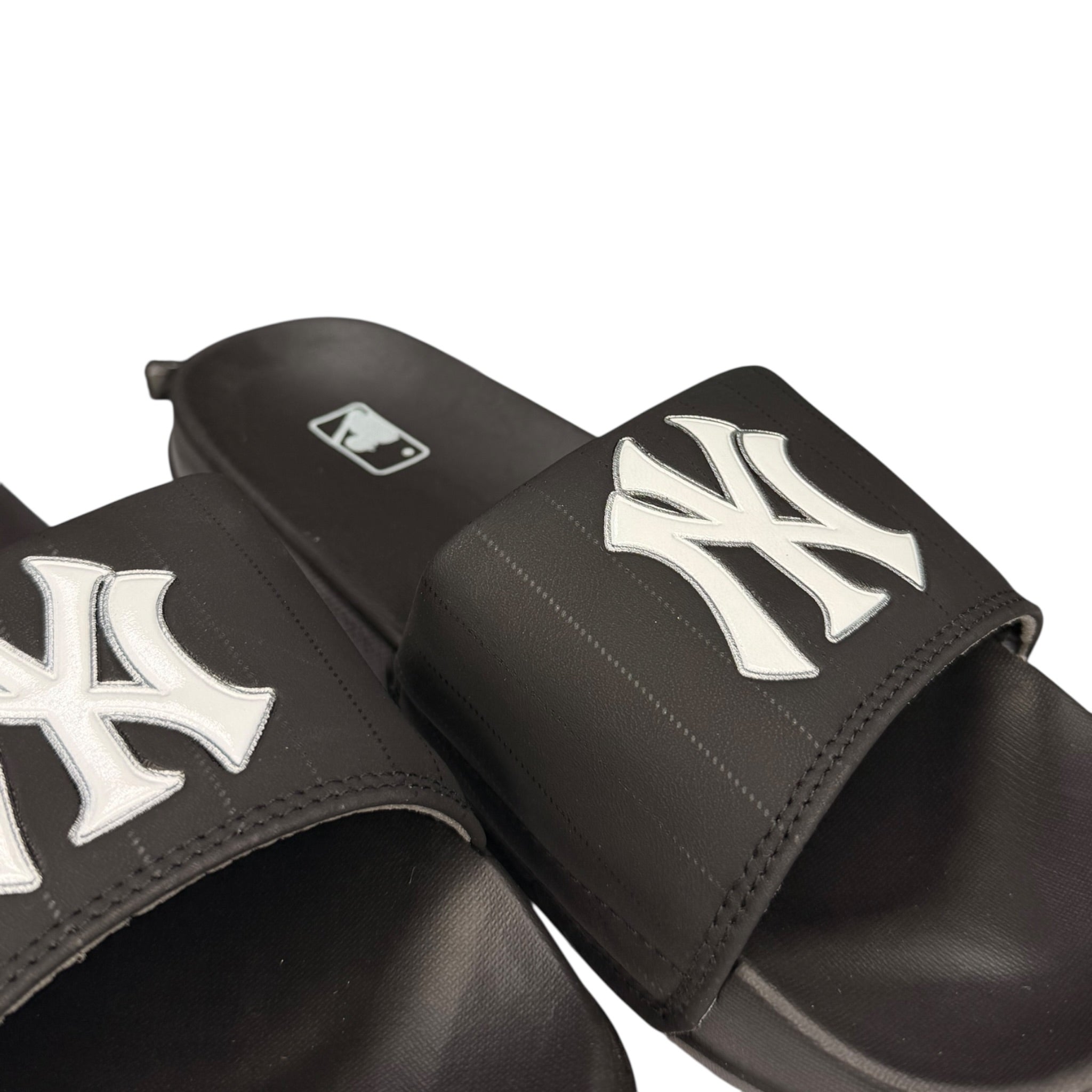 MLB New York slippers