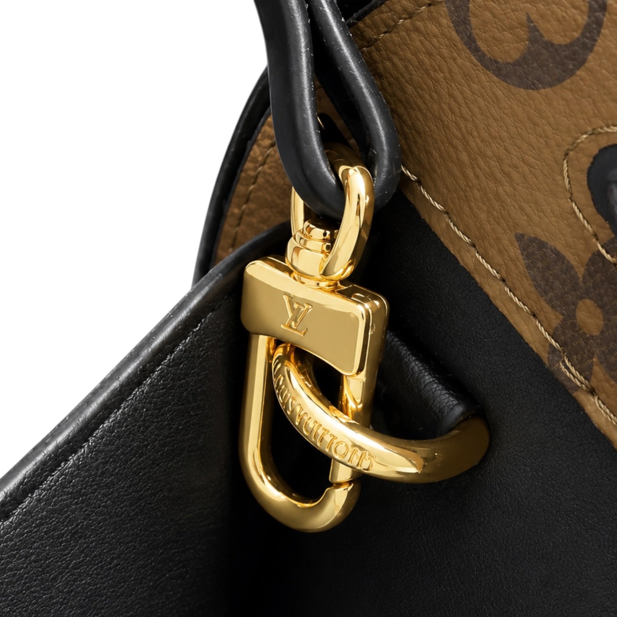 Louis Vuitton Around Me PM