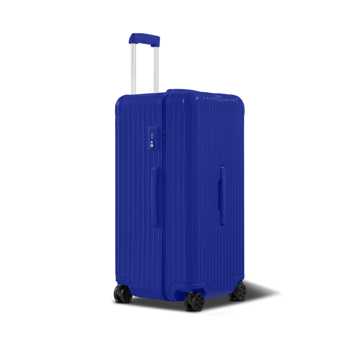 RIMOWA Essential Trunk Plus – Gloss Ultramarine Blue, product view 2