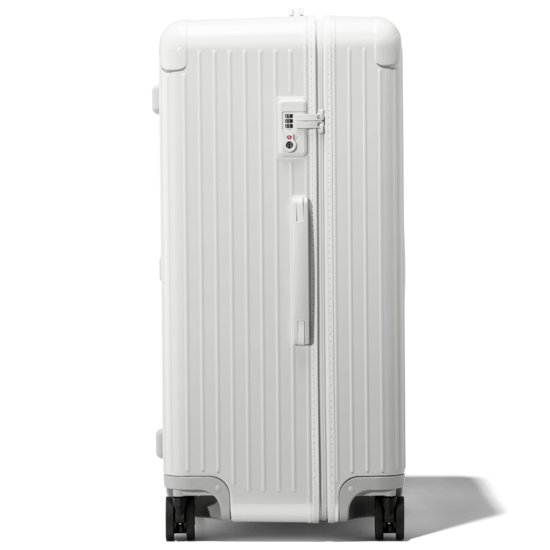 RIMOWA Essential Trunk Plus – Gloss White, product view 3