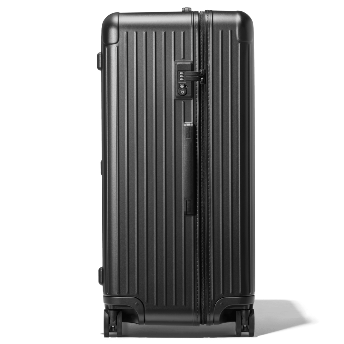 RIMOWA Essential Trunk Plus – Matte Black, product view 3